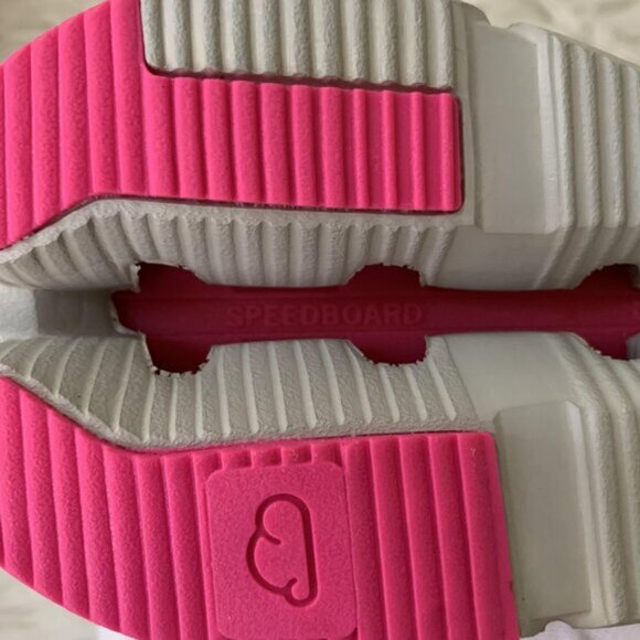 On Cloudnova Casual Fashion Running Sneakers - Picture 7 of 8